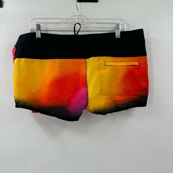 NWT rip curl kaleidoscope two mirage es3 shorts - Picture 9 of 11